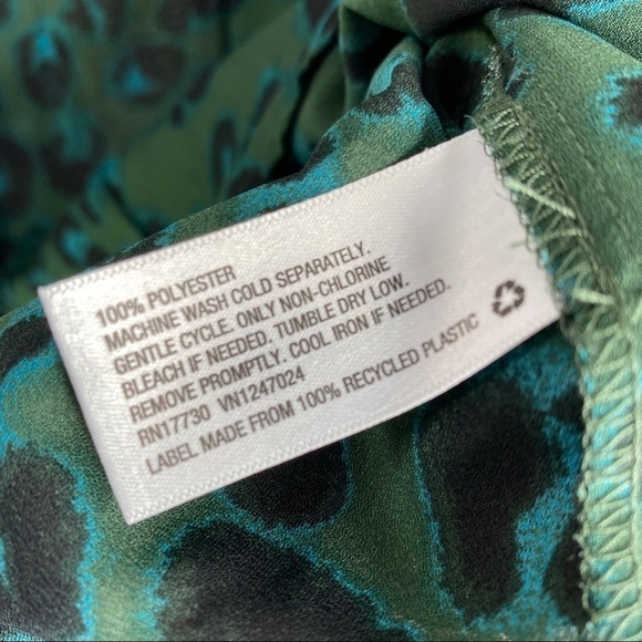 Ava & Viv New w/o tags Emerald Animal Print top - Picture 9 of 10